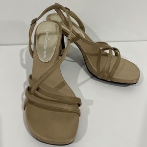 Women’s Girl's Neutral Beige Sateen Strappy Open Toe Sandals Heels Shoes Sz 6.5